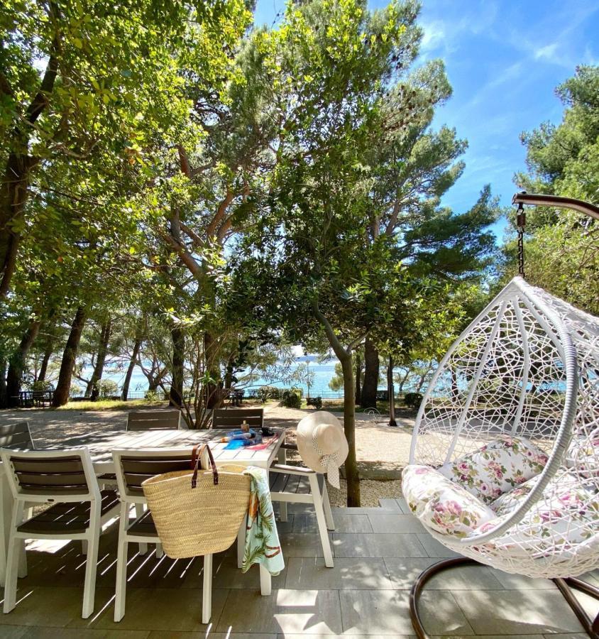 Family Resort Urania Baška Voda Buitenkant foto
