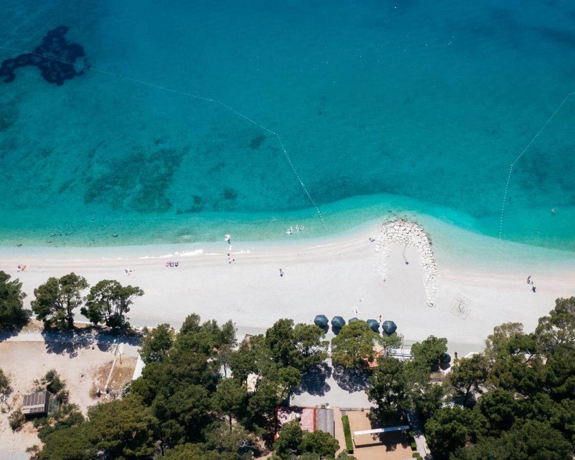 Family Resort Urania Baška Voda Buitenkant foto